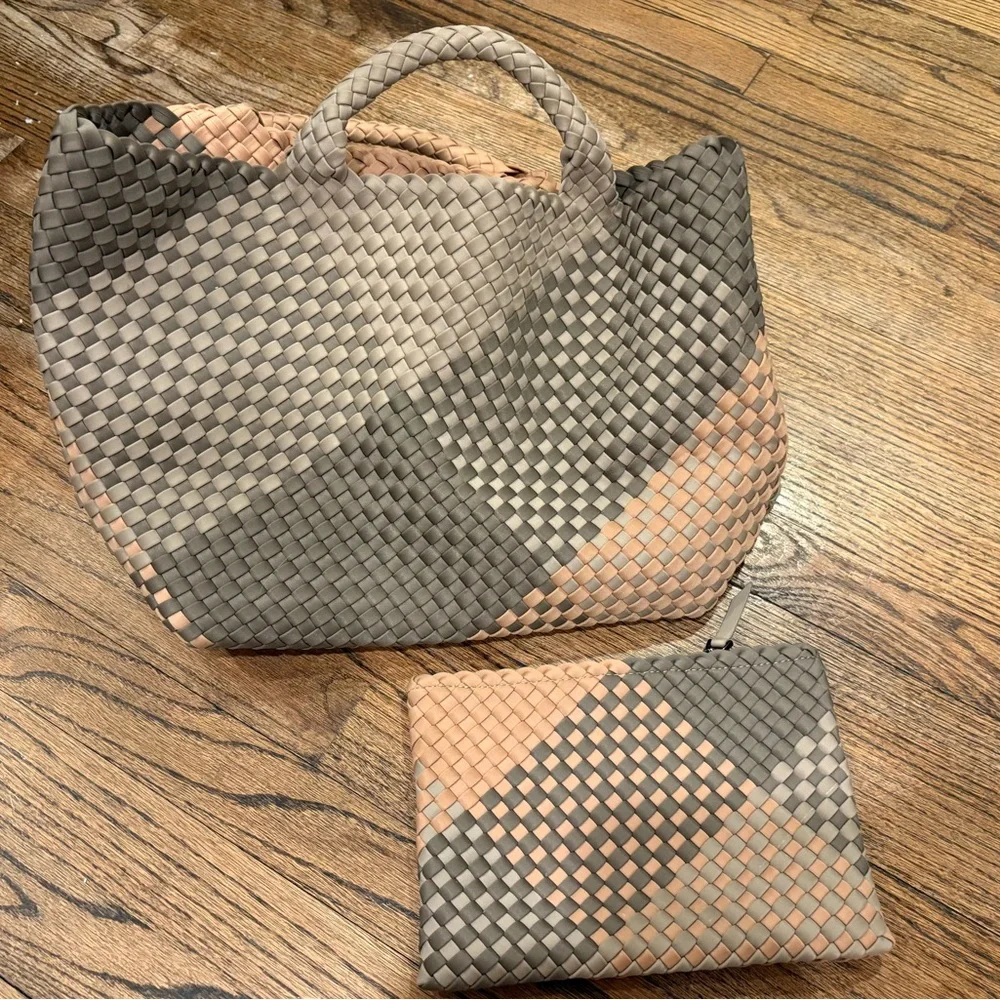 Naghedi St Barths Medium Tote in Graphic Geo - Picture 13 of 16